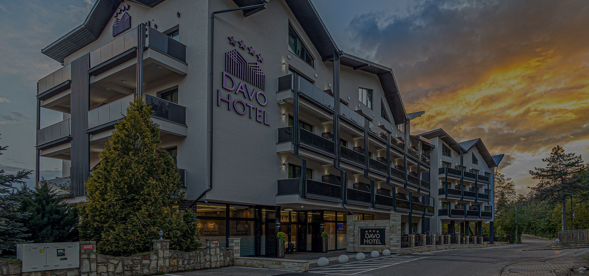 Hotel Davo Targu Neamt | Cazare Targu Neamt | Cazare in Targu Neamt | Cazare la hotel in Targu Neamt | Sala evenimente Targu Neamt | Organizare nunti Neamt | Centru de evenimente Targu Neamt