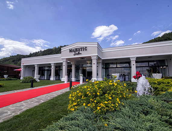 Hotel Davo Targu Neamt | Cazare Targu Neamt | Cazare in Targu Neamt | Cazare la hotel in Targu Neamt | Sala evenimente Targu Neamt | Organizare nunti Neamt | Centru de evenimente Targu Neamt