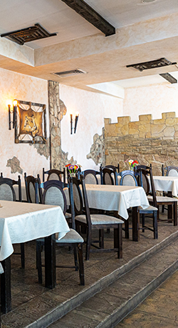 Hotel Davo Targu Neamt | Cazare Targu Neamt | Cazare in Targu Neamt | Cazare la hotel in Targu Neamt | Sala evenimente Targu Neamt | Organizare nunti Neamt | Centru de evenimente Targu Neamt