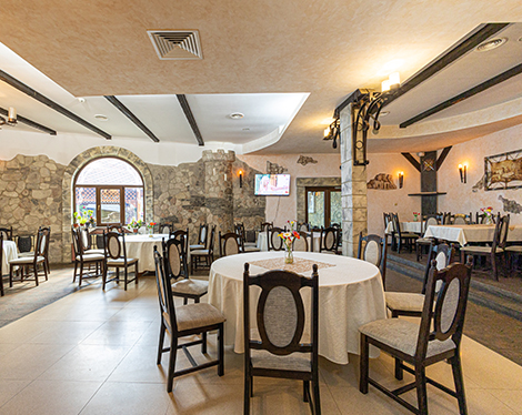 Hotel Davo Targu Neamt | Cazare Targu Neamt | Cazare in Targu Neamt | Cazare la hotel in Targu Neamt | Sala evenimente Targu Neamt | Organizare nunti Neamt | Centru de evenimente Targu Neamt
